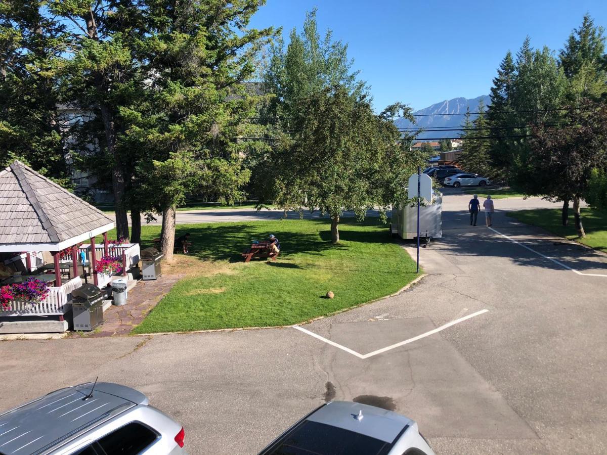 Mountain Springs Motel Radium Hot Springs Exterior foto